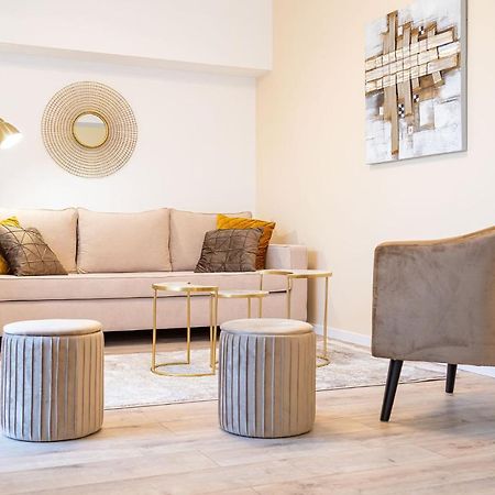 Style And View Bucharest City Center Aparthotel Esterno foto