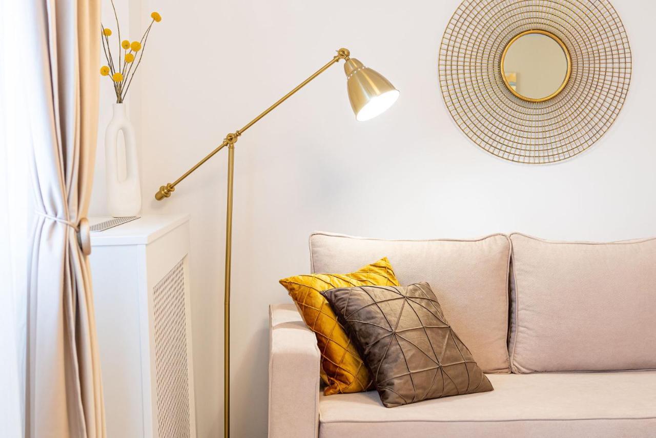 Style And View Bucharest City Center Aparthotel Esterno foto