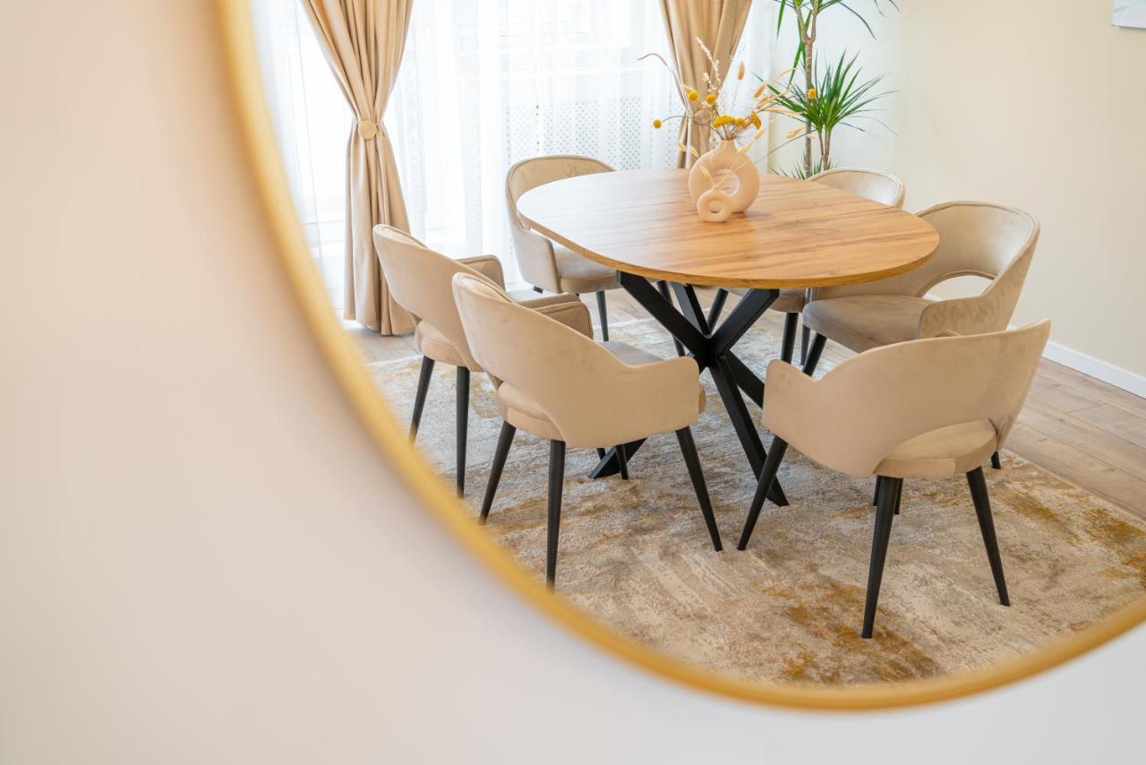 Style And View Bucharest City Center Aparthotel Esterno foto