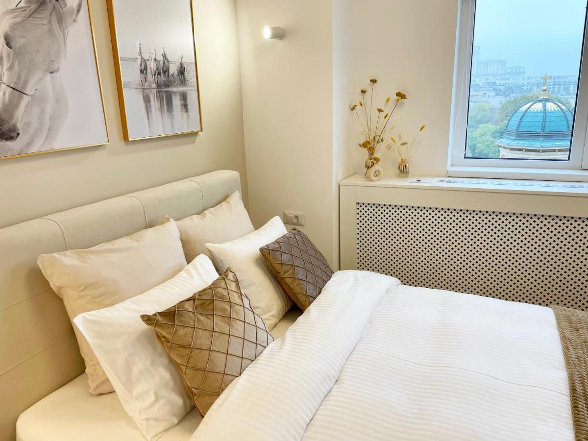 Style And View Bucharest City Center Aparthotel Esterno foto