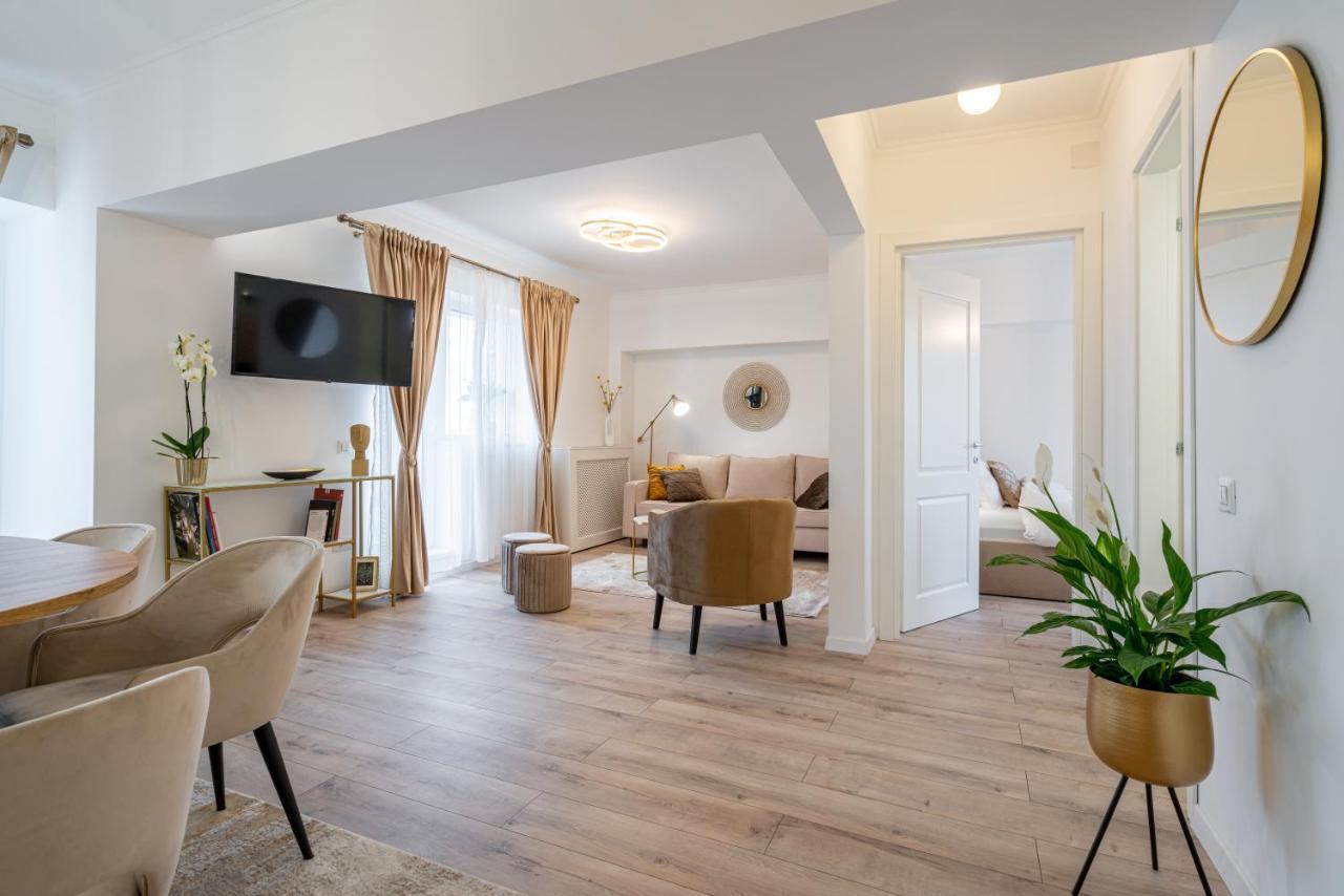 Style And View Bucharest City Center Aparthotel Esterno foto